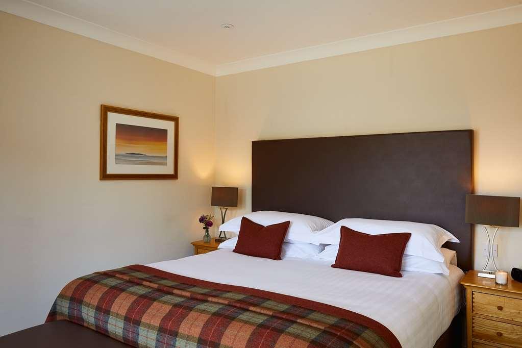 Macdonald Elmers Court Hotel Лімінгтон Номер фото