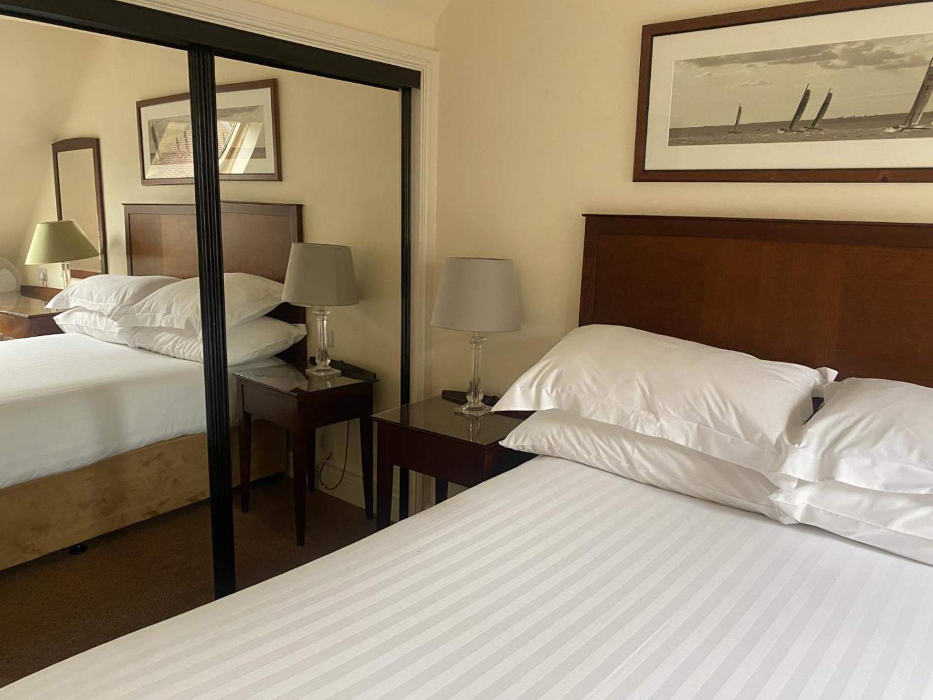 Macdonald Elmers Court Hotel Лімінгтон Екстер'єр фото